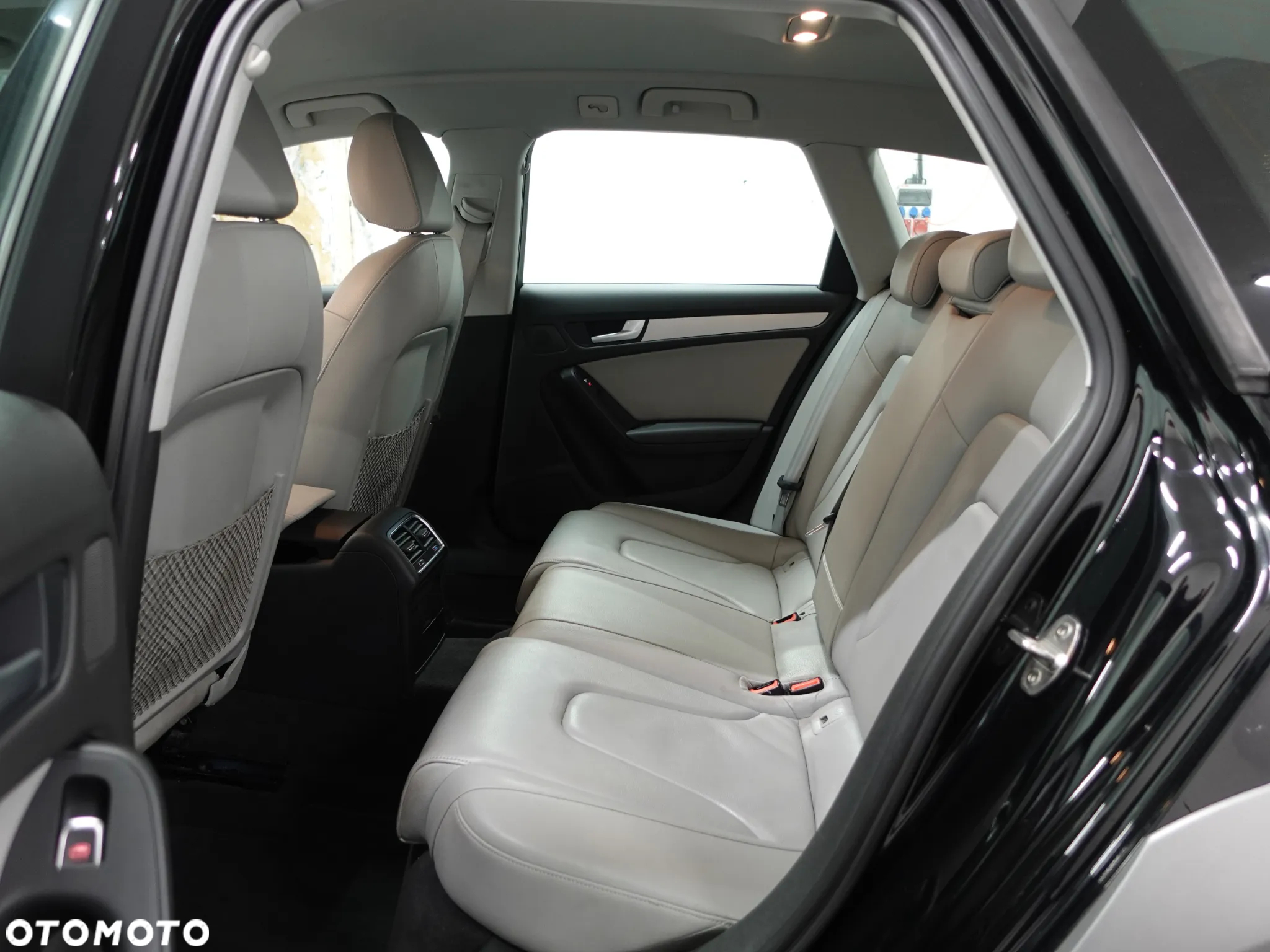 Audi A4 Allroad 2.0 TDI Quattro S tronic - 23