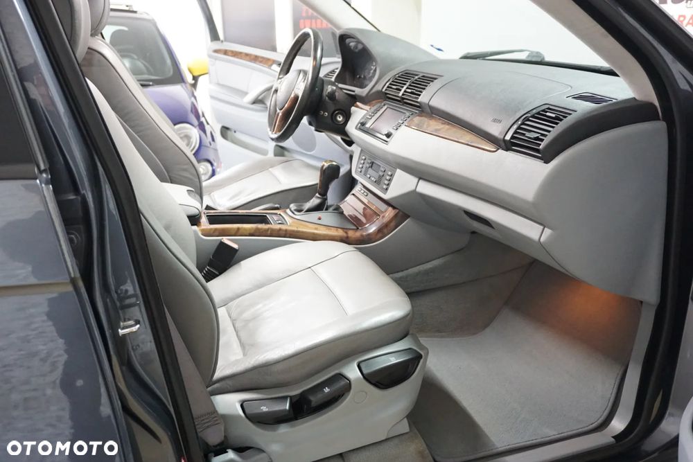 BMW X5 - 19