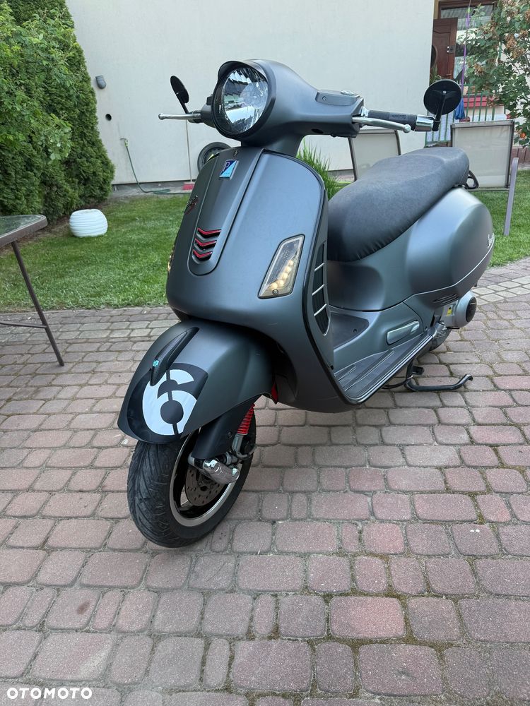 Vespa GTS - 1