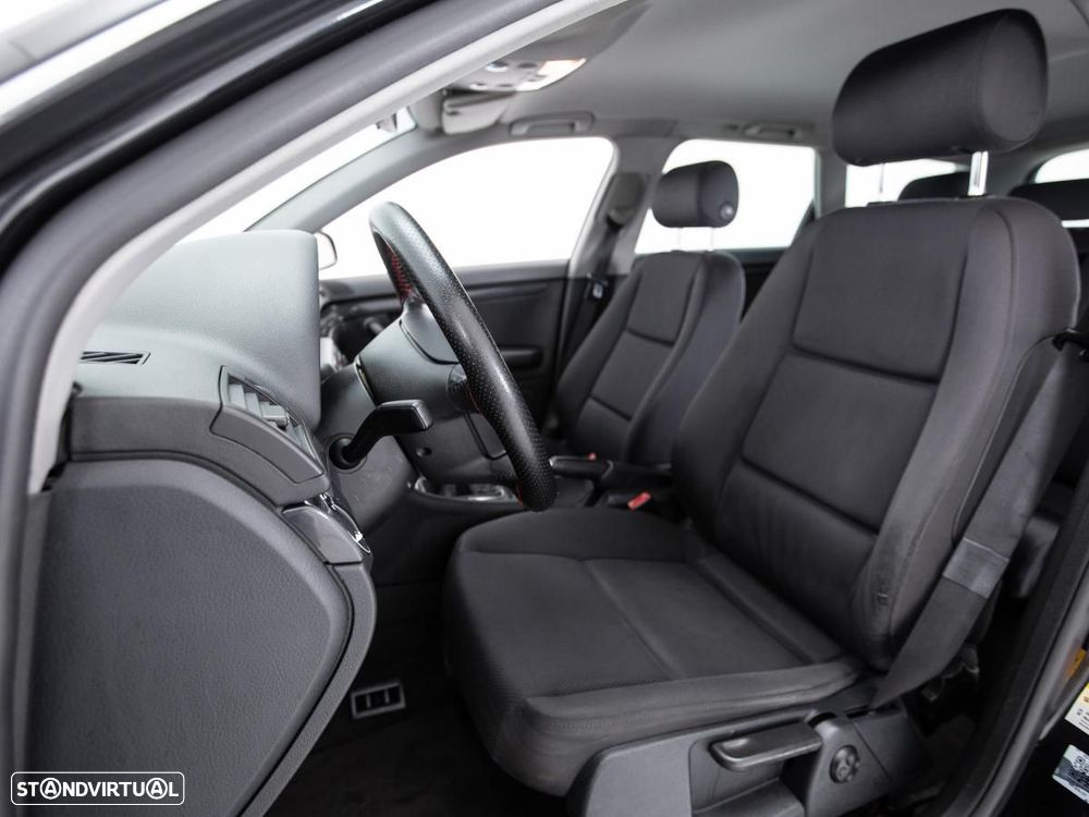 Audi A4 Avant - 8