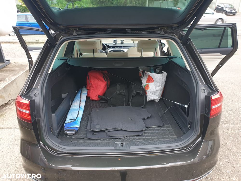 Volkswagen Passat 2.0 TDI SCR 4Motion DSG Highline - 9