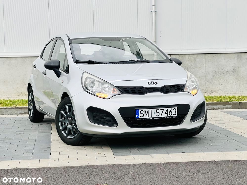 Kia Rio 1.2 Attract - 12
