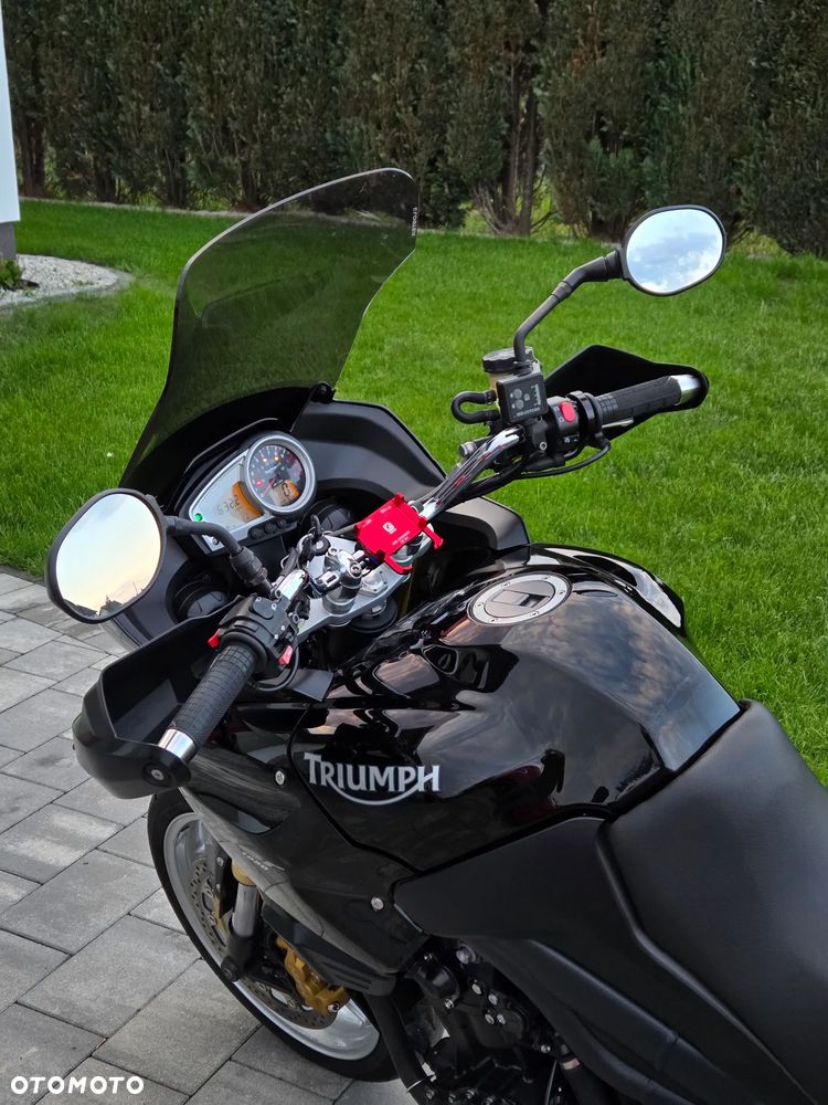 Triumph Tiger - 9