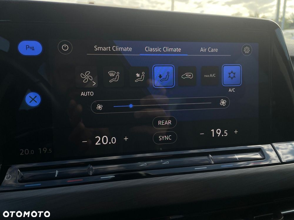 Volkswagen Golf Variant 2.0 TDI Style DSG - 29
