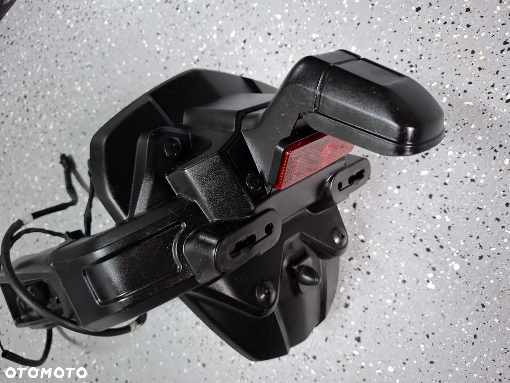 Yamaha MT09 wypełnienie ogon mocowanie tablicy rejestracyjnej - 3