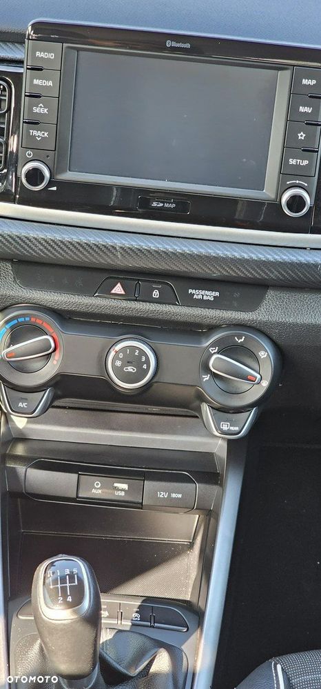 Kia Rio - 13