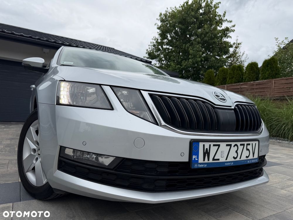 Skoda Octavia 2.0 TDI Ambition DSG - 2