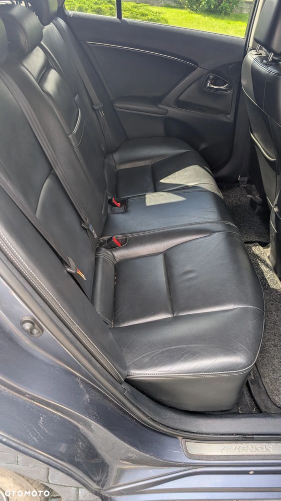 Toyota Avensis - 9