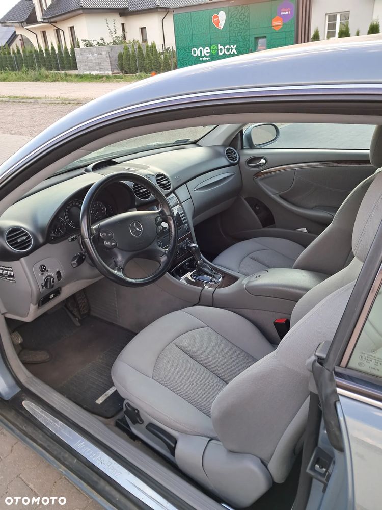 Mercedes-Benz CLK - 8