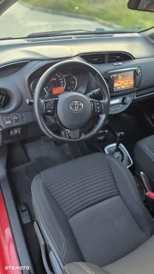 Toyota Yaris 1.33 Selection Passion MS - 12
