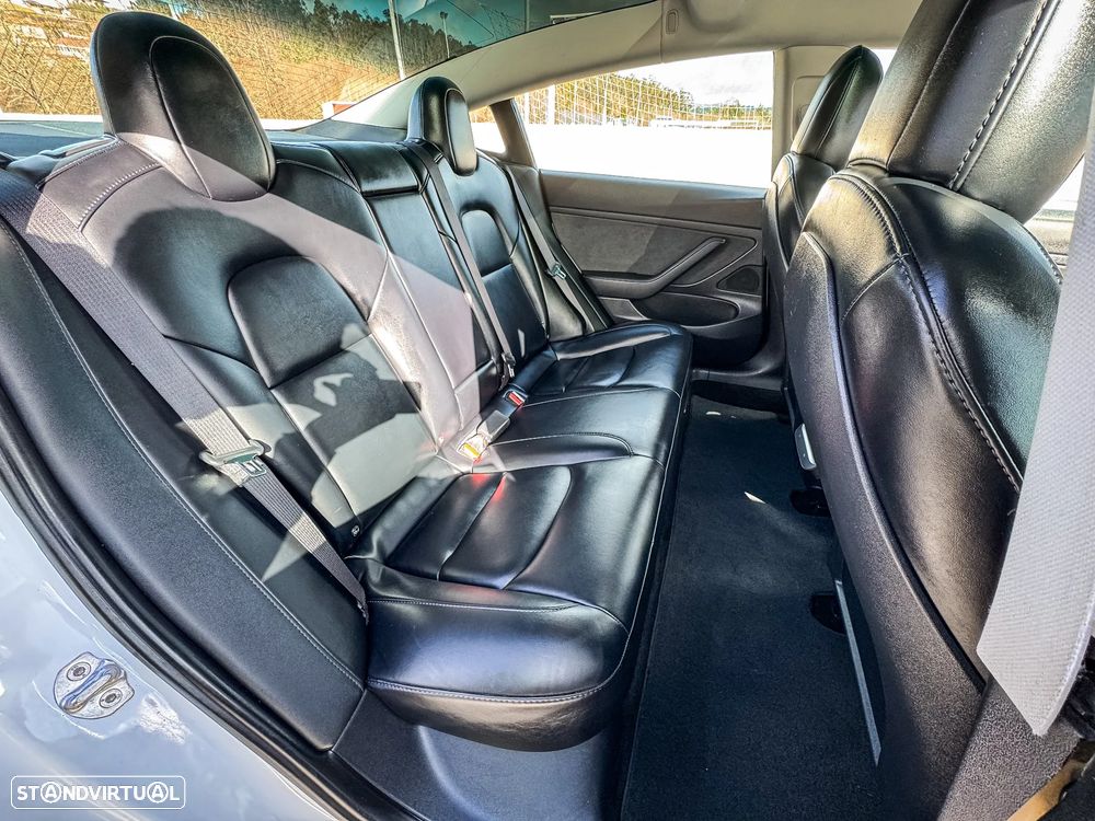 Tesla Model 3 Standard Range Plus RWD - 18