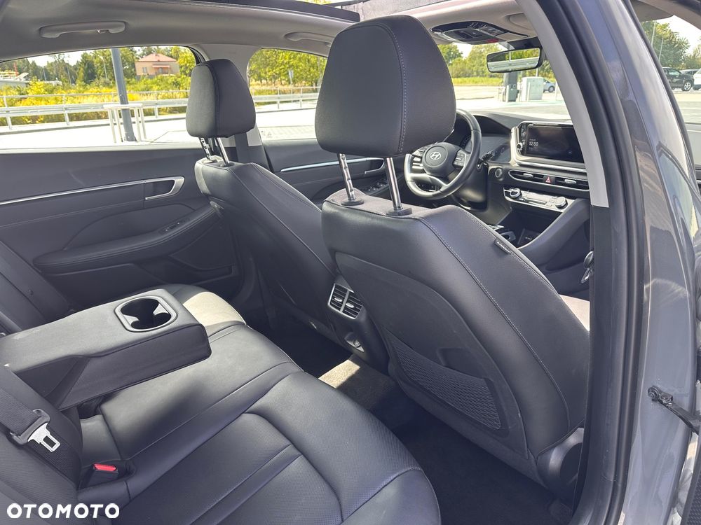 Hyundai Sonata - 15