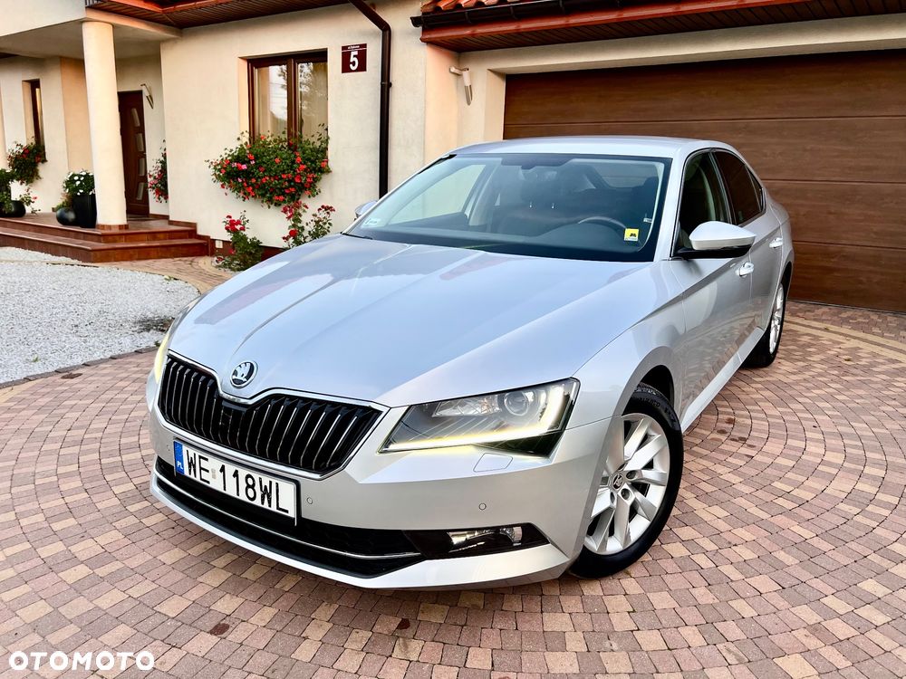 Skoda Superb 2.0 TDI SCR Style - 12