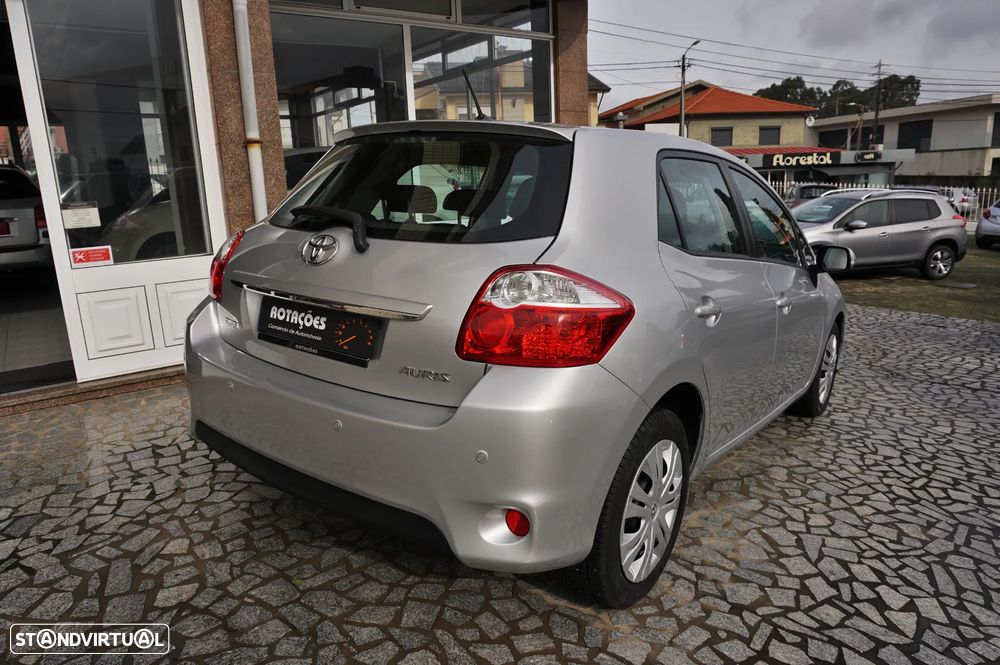 Toyota Auris 1.33 VVT-i Life+ - 5