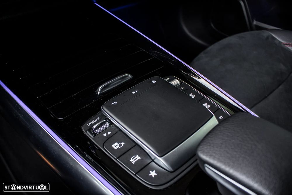 Mercedes-Benz GLA 250 e AMG Line - 21