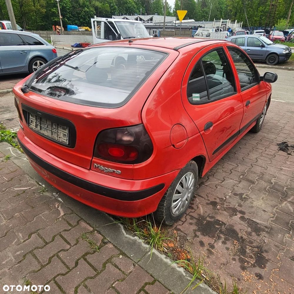 Renault Megane (1996) 1,4 B 55 kW / 75 KM (kod lak: 727 pojazd na części - 12