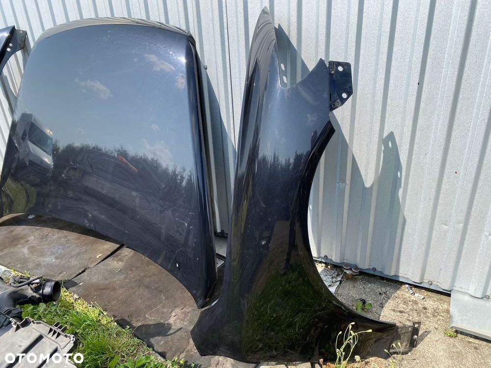 VW Touareg lift maska przednia - 2