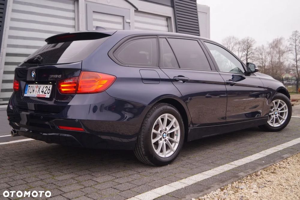 BMW Seria 3 318d DPF Edition Exclusive - 11
