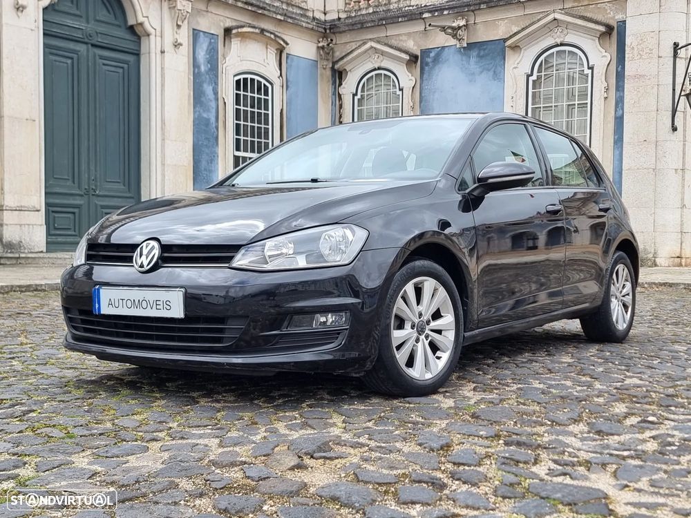 VW Golf 1.6 TDi Highline DSG - 1