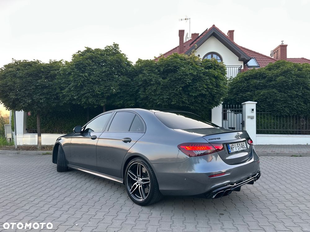Mercedes-Benz Klasa E - 4