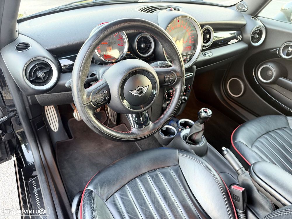 MINI Coupé John Cooper Works - 9