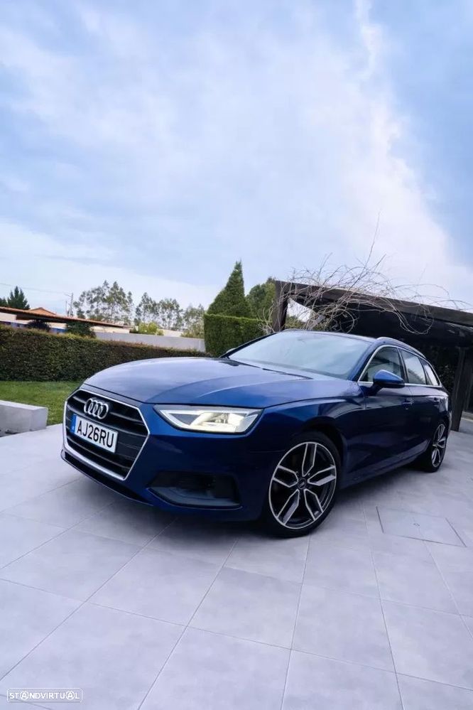 Audi A4 Avant 30 TDI Advanced S tronic - 4
