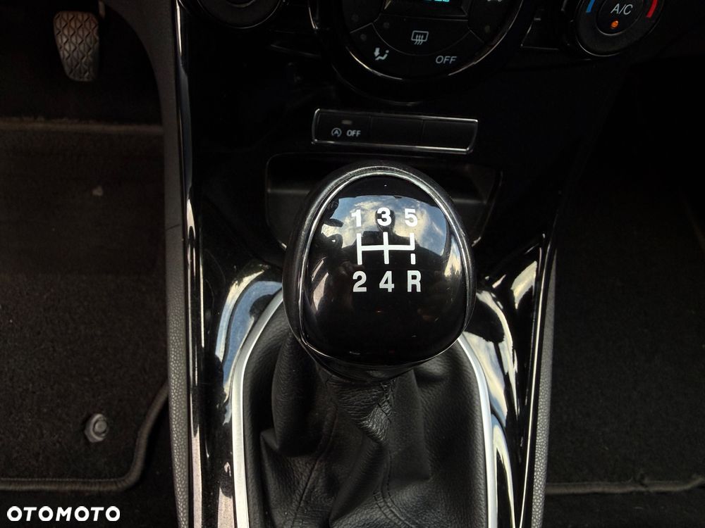 Ford Fiesta 1.0 EcoBoost STart-Stop Titanium - 22