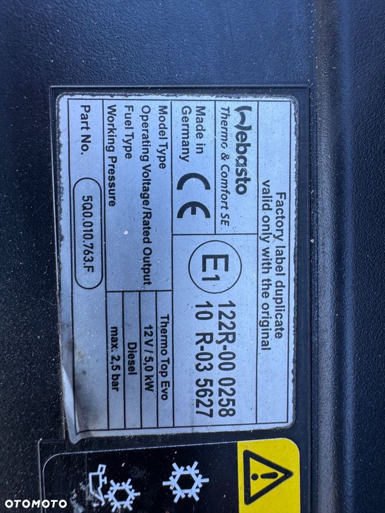 Skoda Octavia 2.0 TDI DSG RS - 34