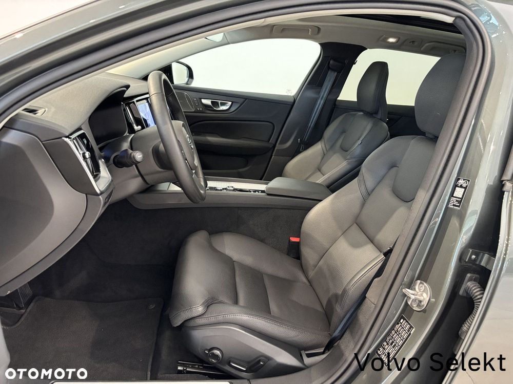 Volvo V60 - 25