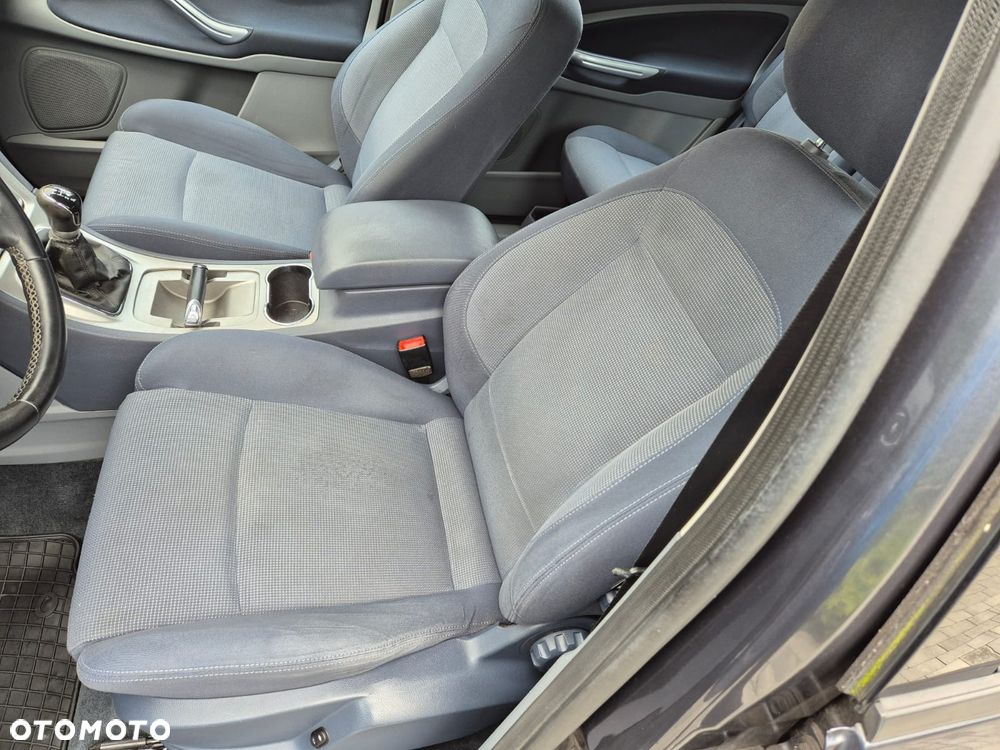 Ford S-Max 2.0 Titanium - 10