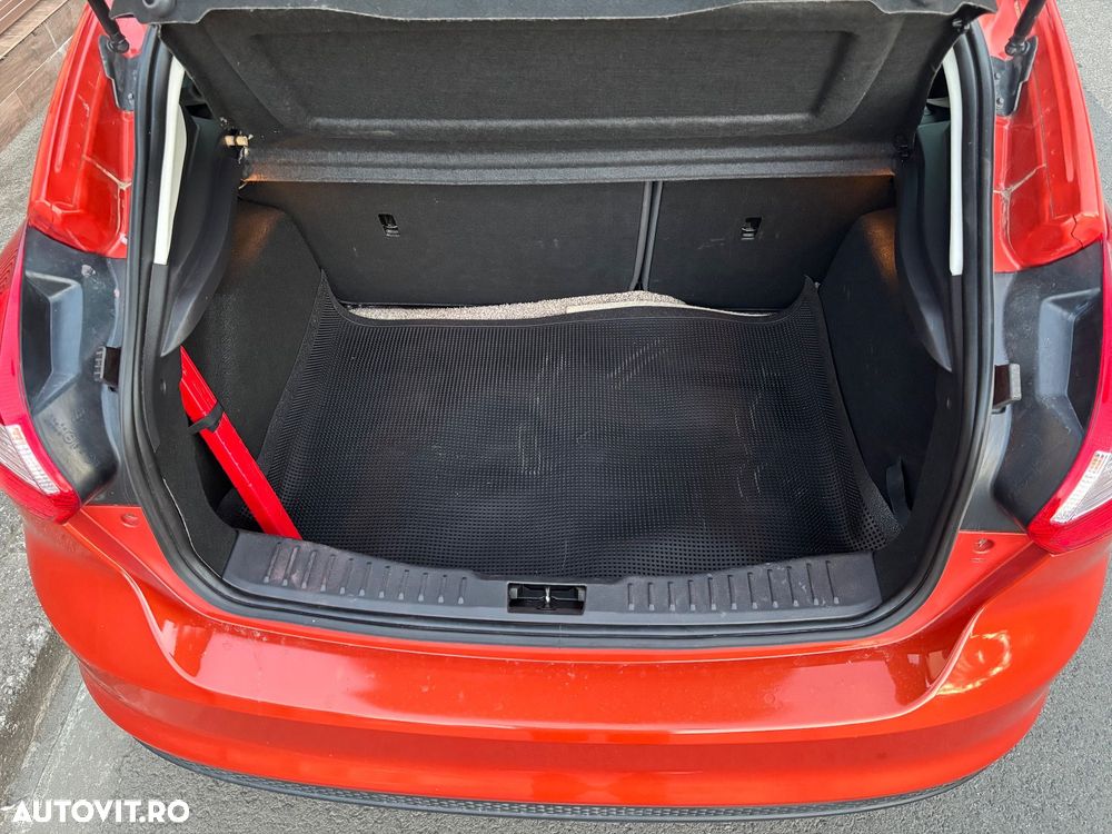 Ford Focus - 6