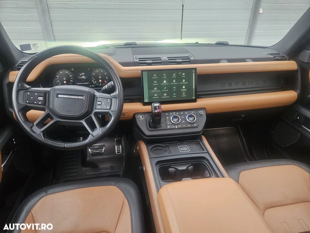 Land Rover Defender - 10