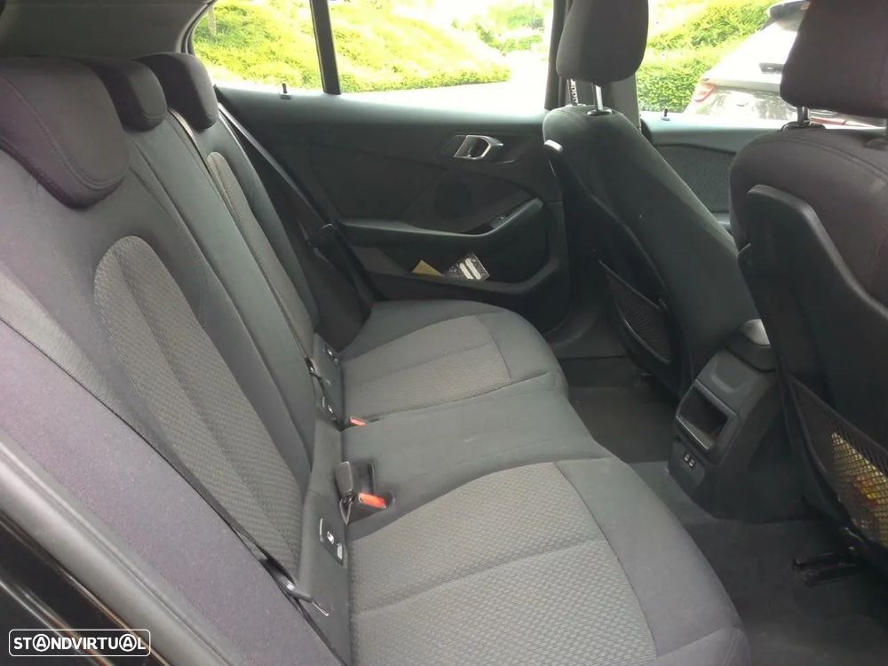 BMW 116 d Line Urban - 6