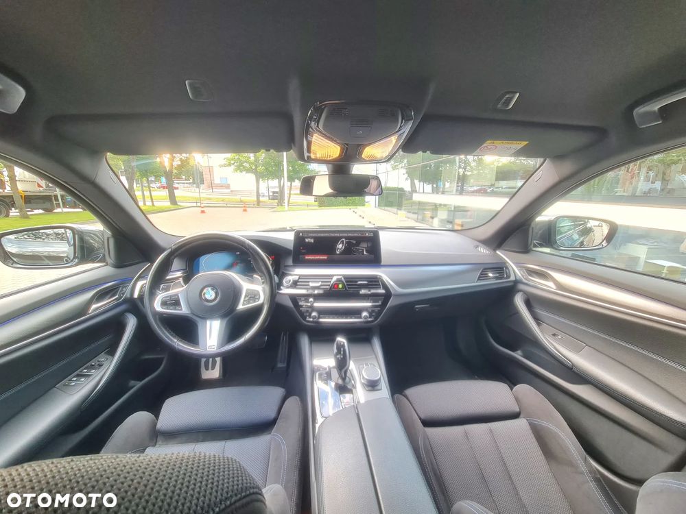 BMW Seria 5 520d xDrive M Sport sport - 21