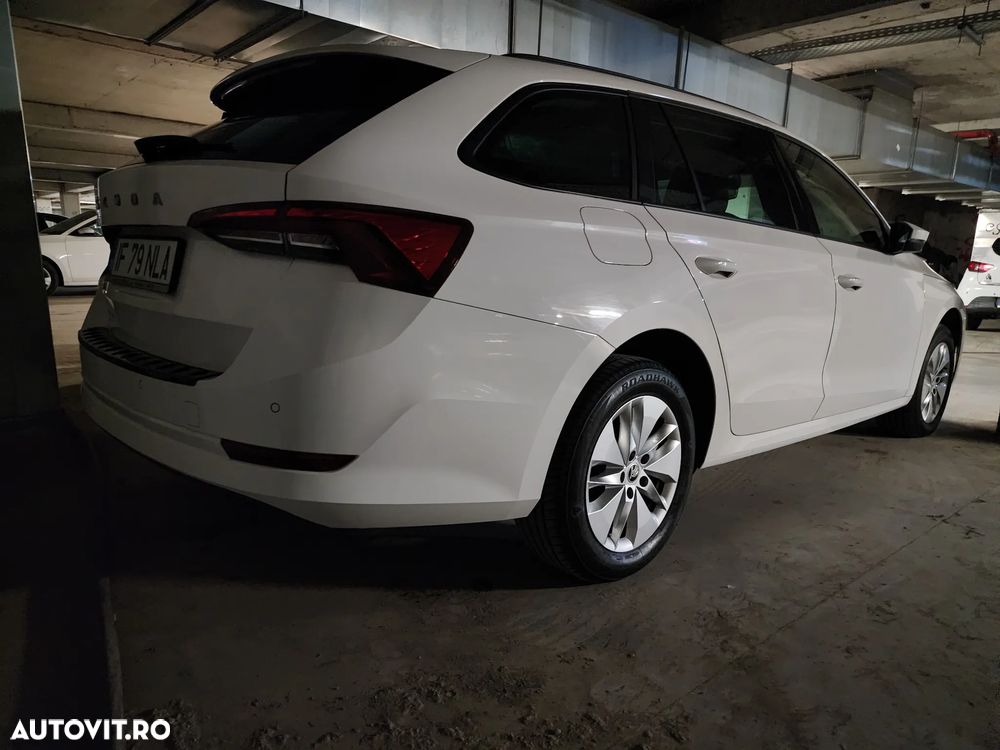 Skoda Octavia 2.0 TDI DSG Ambition - 25