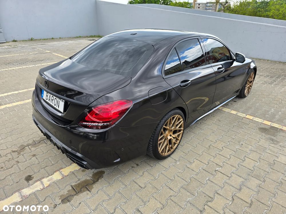 Mercedes-Benz Klasa C AMG 63 AMG Speedshift 7G-MCT - 7
