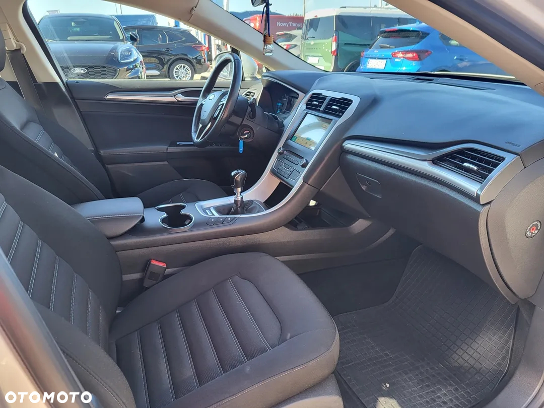 Ford Mondeo 2.0 TDCi Trend - 10