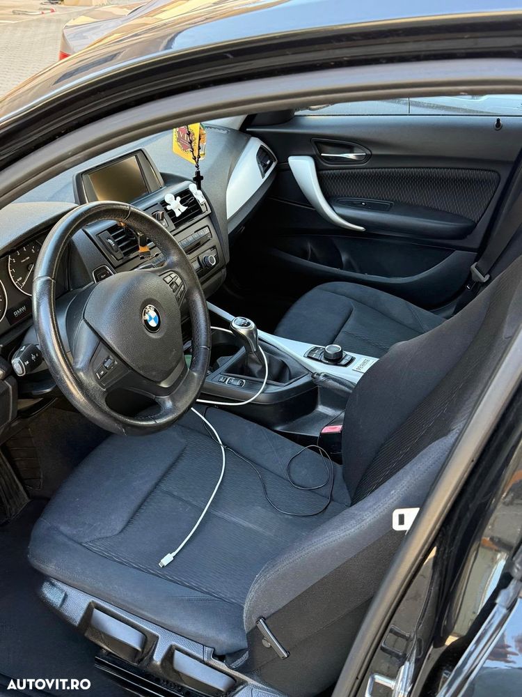BMW Seria 1 116i - 5