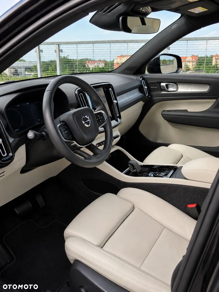 Volvo XC 40 B3 Plus Bright - 8