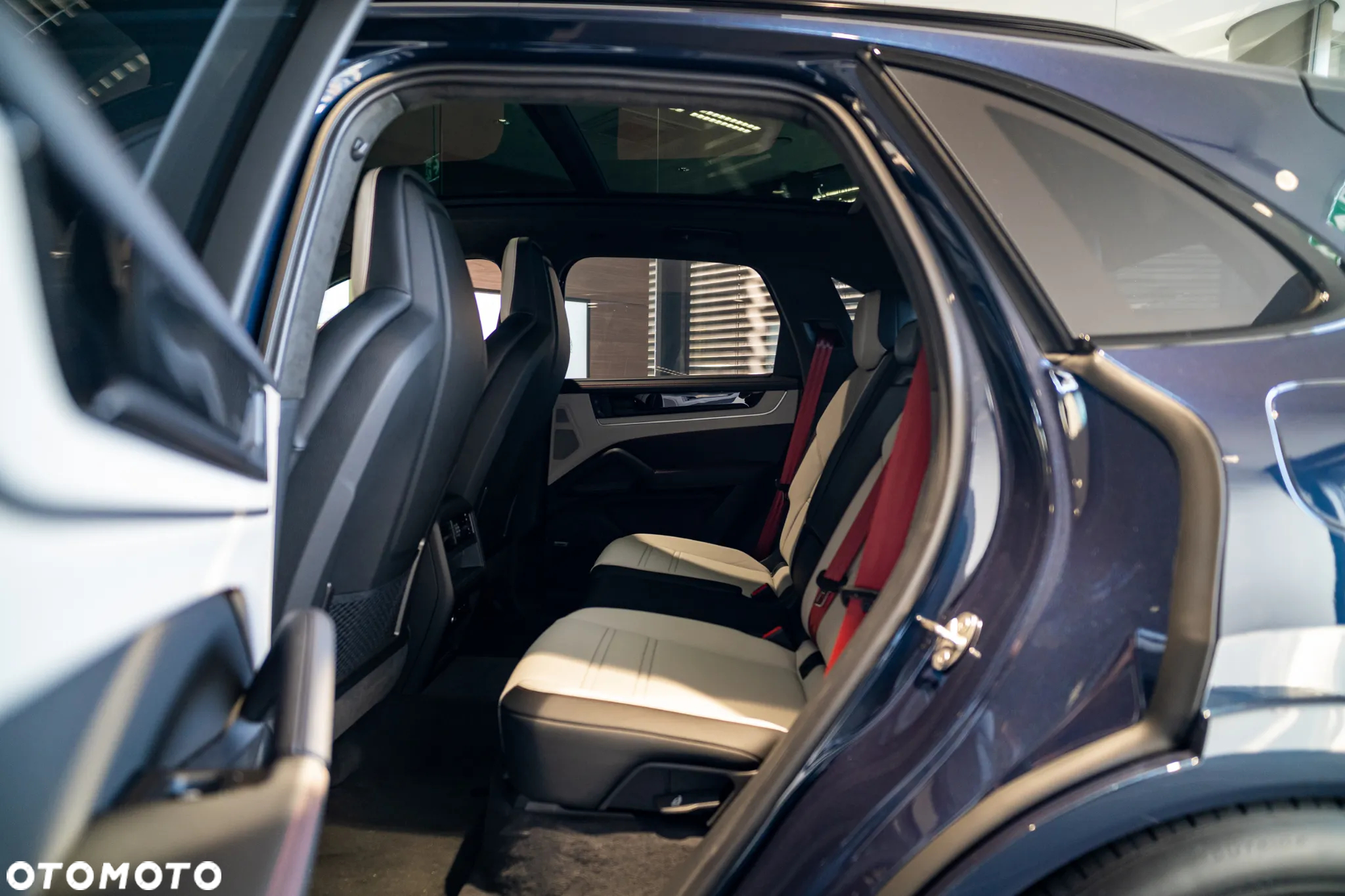 Porsche Cayenne - 10