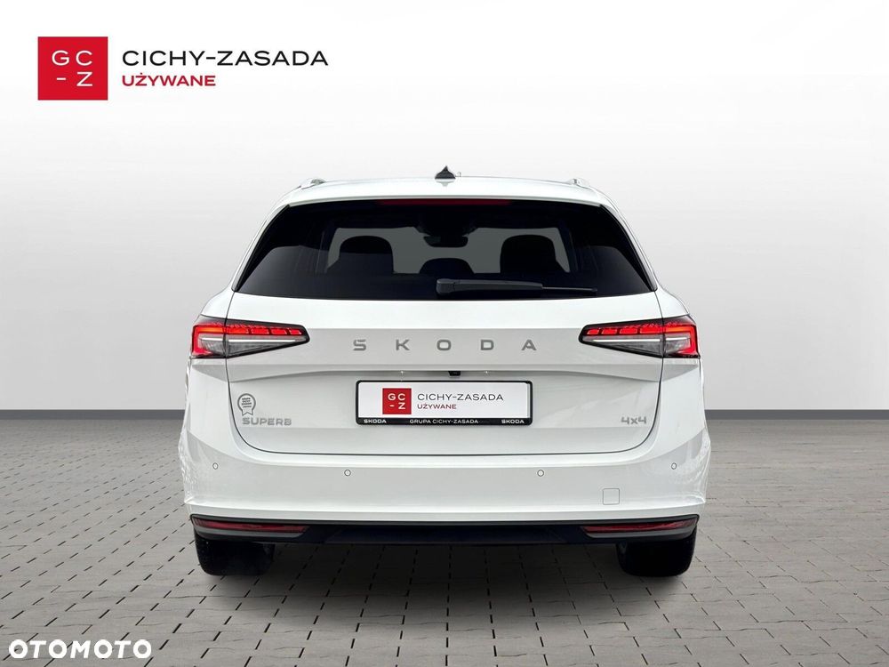 Skoda Superb 2.0 TDI SCR 4x4 Selection DSG - 6