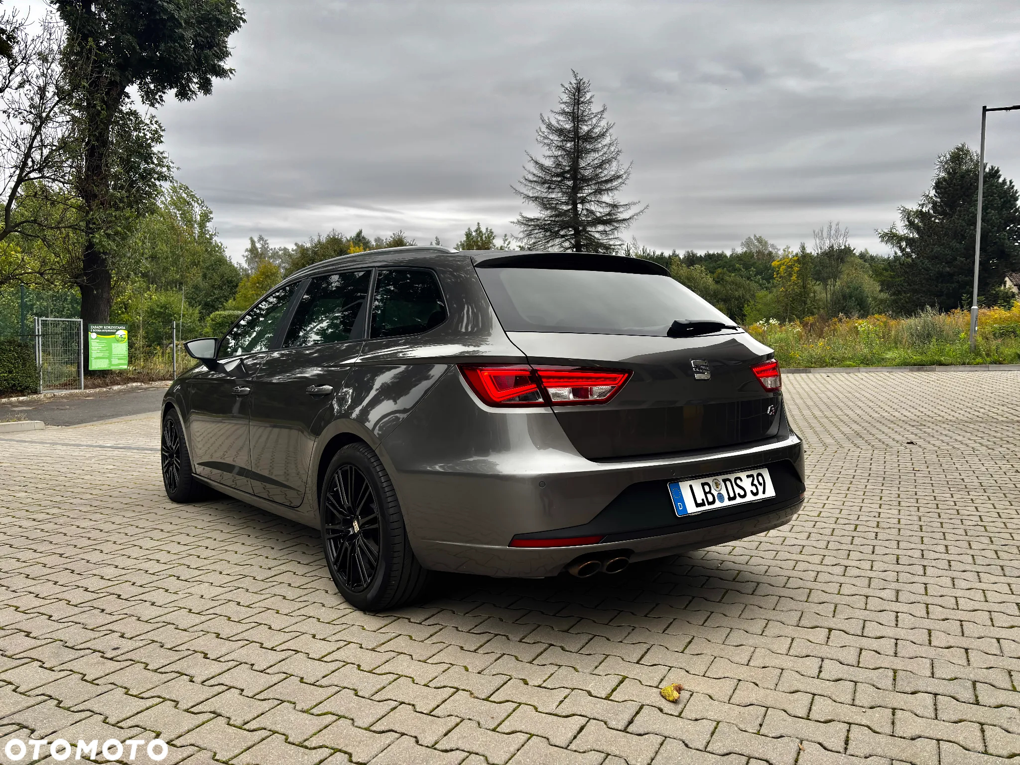 Seat Leon 2.0 TDI FR S&S DSG - 3