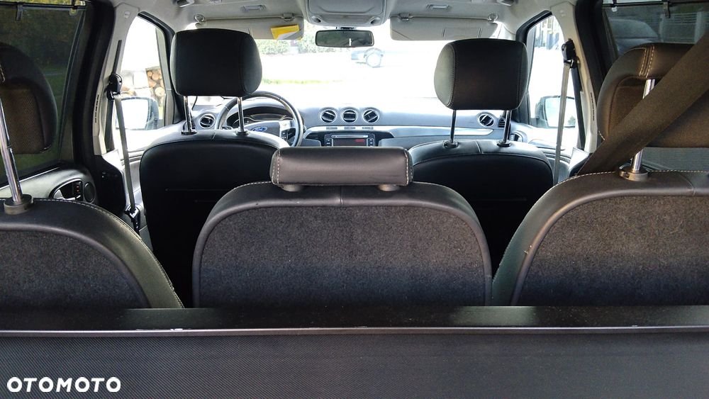 Ford S-Max - 31