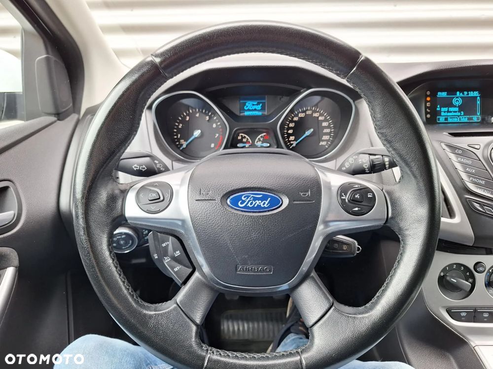 Ford Focus 1.0 EcoBoost Trend - 17