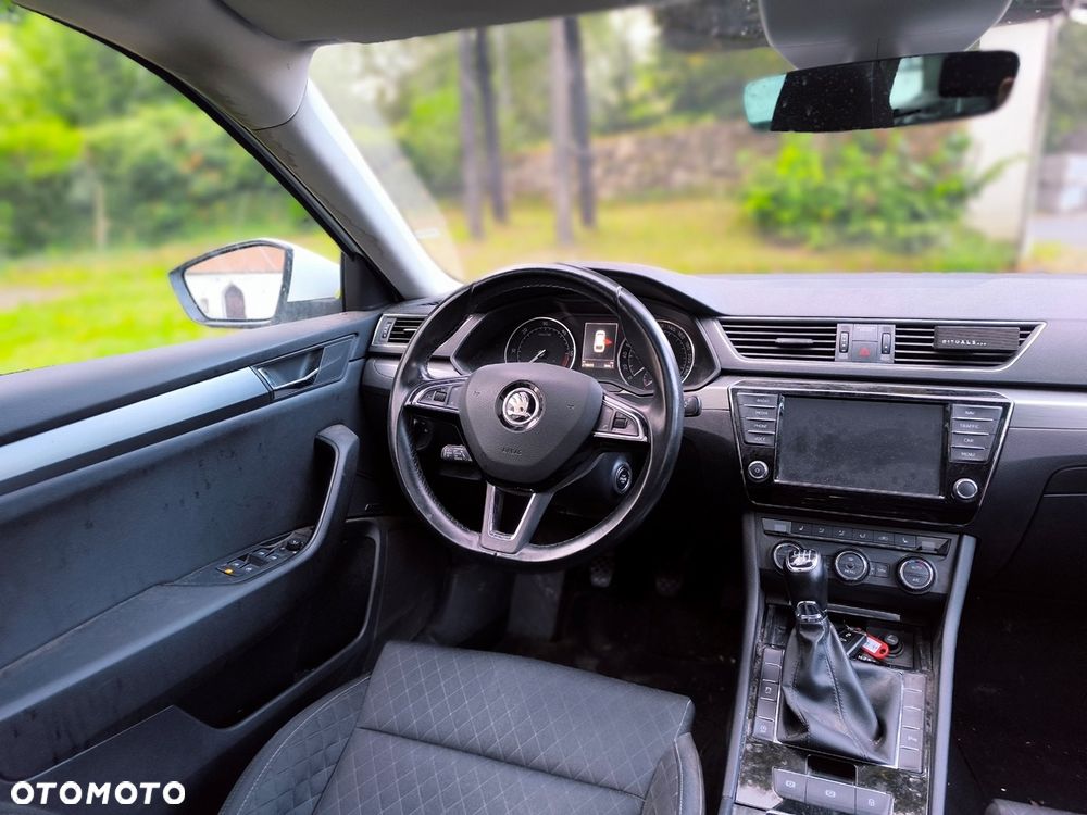 Skoda Superb 2.0 TDI L&K - 5