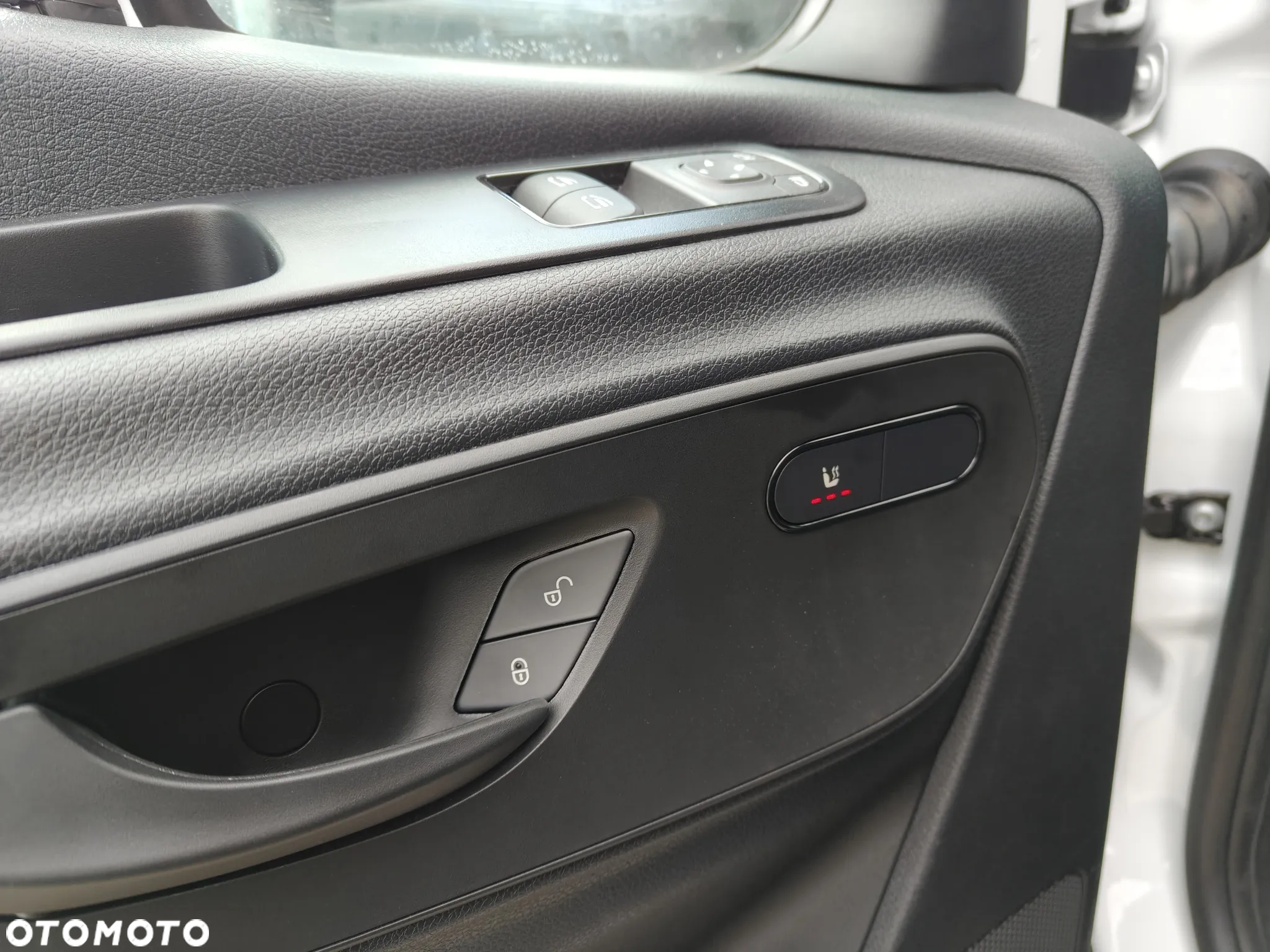 Mercedes-Benz Sprinter - 9
