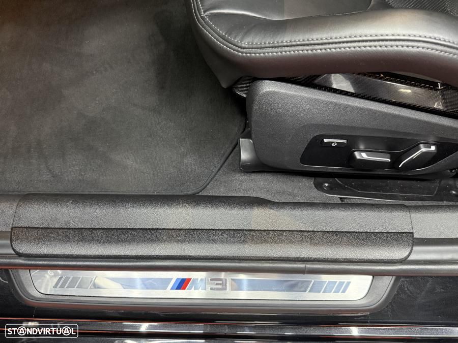 BMW M3 Competition M xDrive - 36