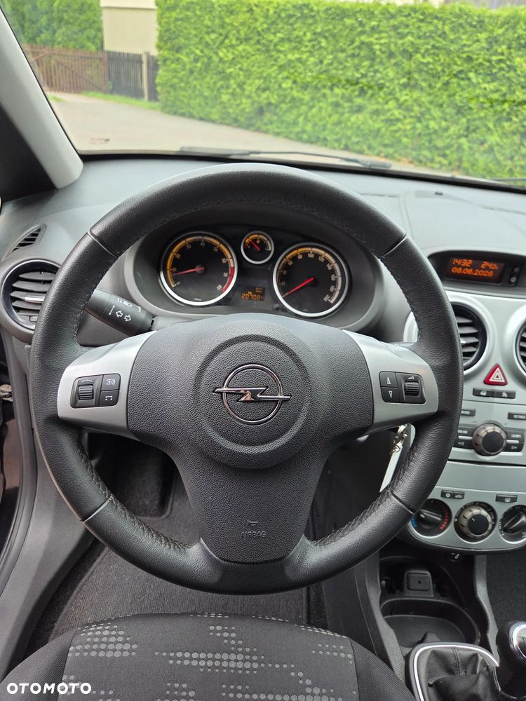 Opel Corsa 1.4 16V Satellite - 28