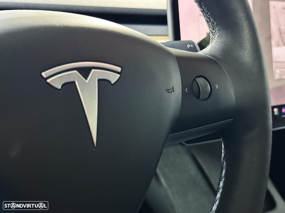 Tesla Model 3 Standard Range Plus RWD - 40
