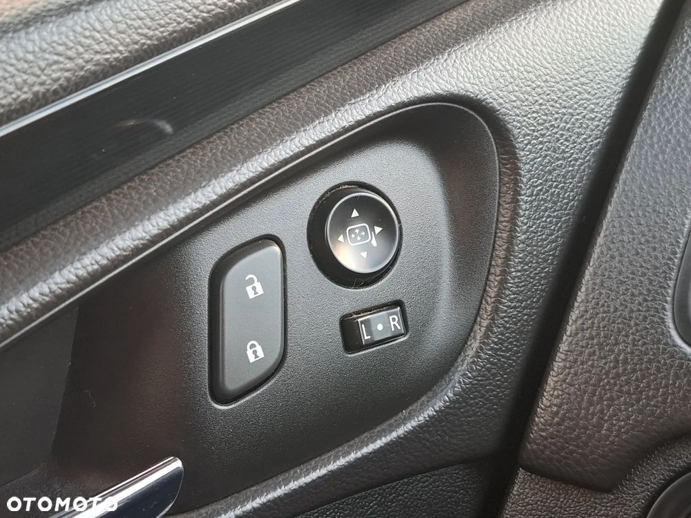 Opel Insignia 2.0 CDTI Cosmo - 23